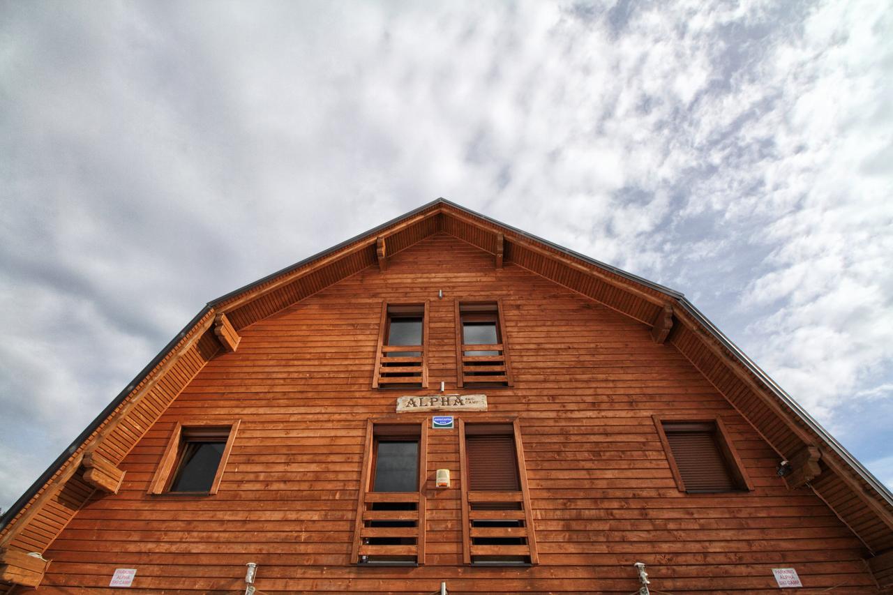 Guest House Alpha Ski Camp Яхорина Экстерьер фото